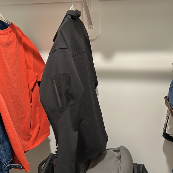 Arc’teryx jacket soft shell - Picture 2 of 3